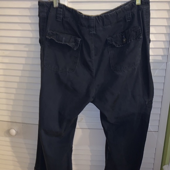 Merona vintage cargo & capri pants in one size 12 - Picture 6 of 14